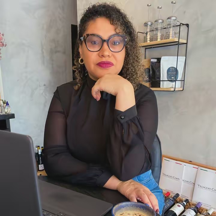 Paula Antonia Da Sil