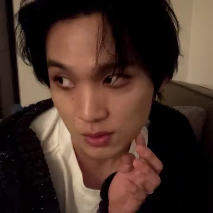 🧸✩haechans freaky poet⁺⁸² ✩☀️