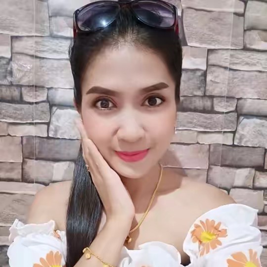 ครูสาวชอบรีวิว