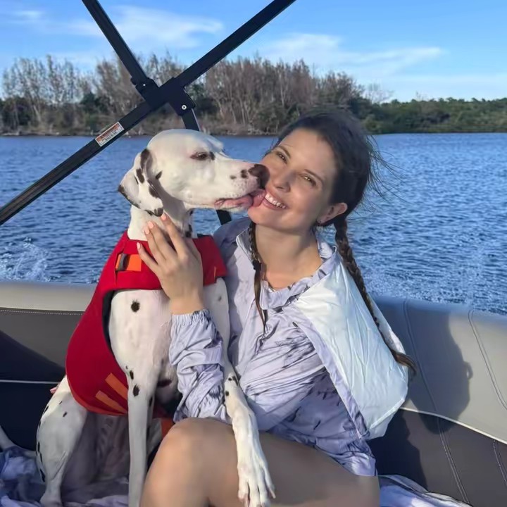 Amanda Cerny
