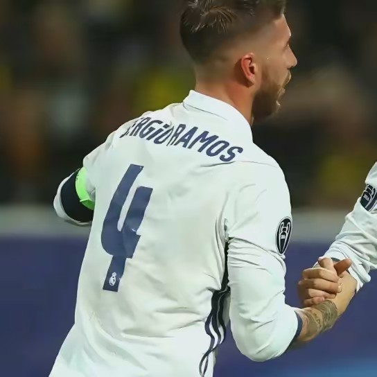 😮‍💨_Cristopher_😮‍💨