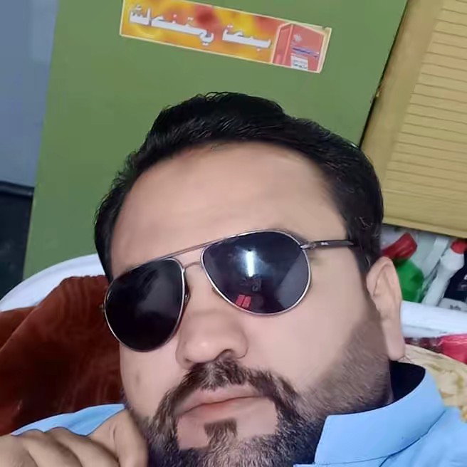 aashqeen Tanoli   8⃣🅾4⃣