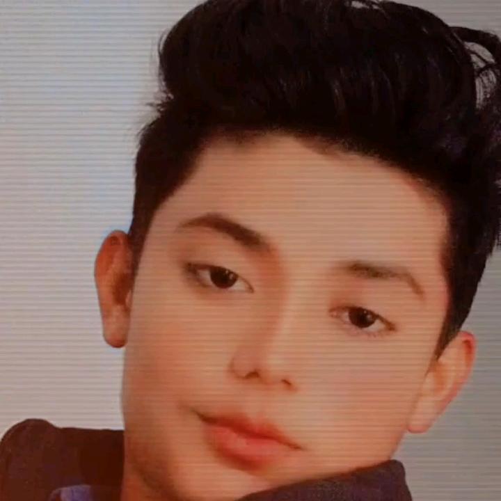 A̷l̷o̷n̷e̷,B̷oy̷🫀