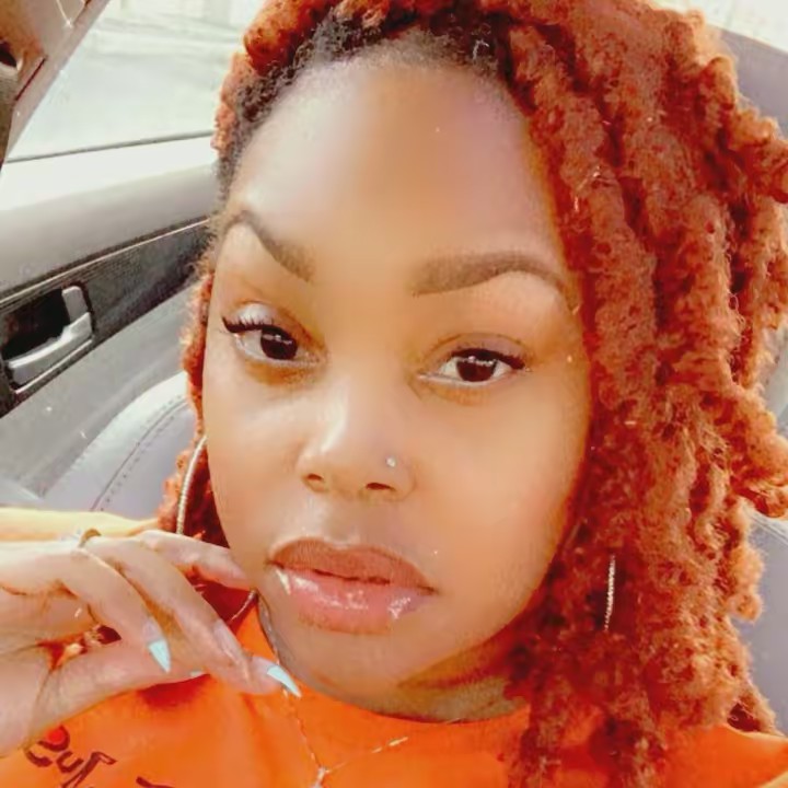 🪬🌹SheSeesAll1st🌹🪬