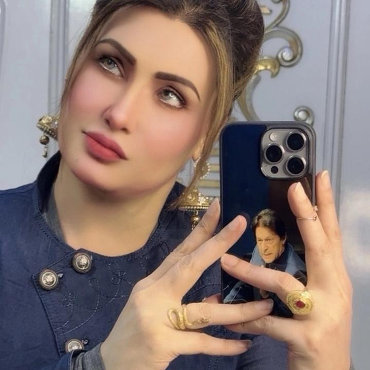 ℍ𝕦m𝕒𝕚𝕣𝕒