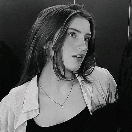 Sophi🤘🏻🍸🌟