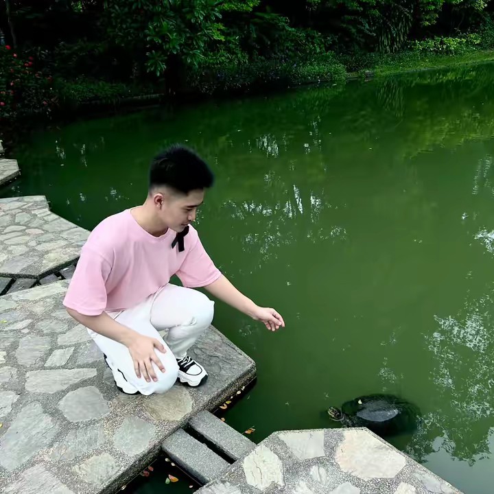 Thar Bom🐣🇳🇱♋️