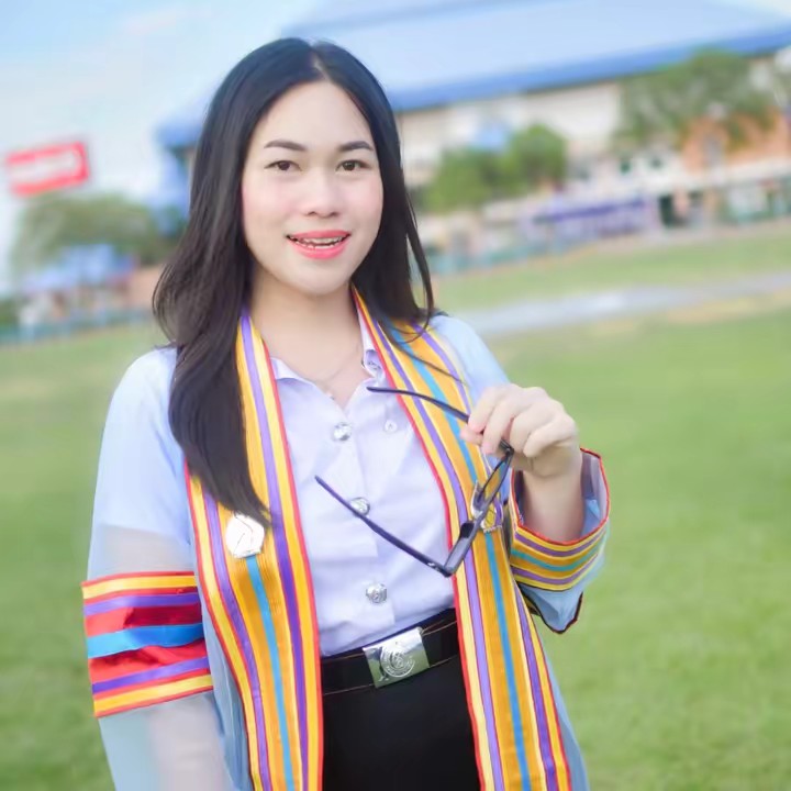 ครูอ๋อมที่สอนศิลปะ🎨❤️