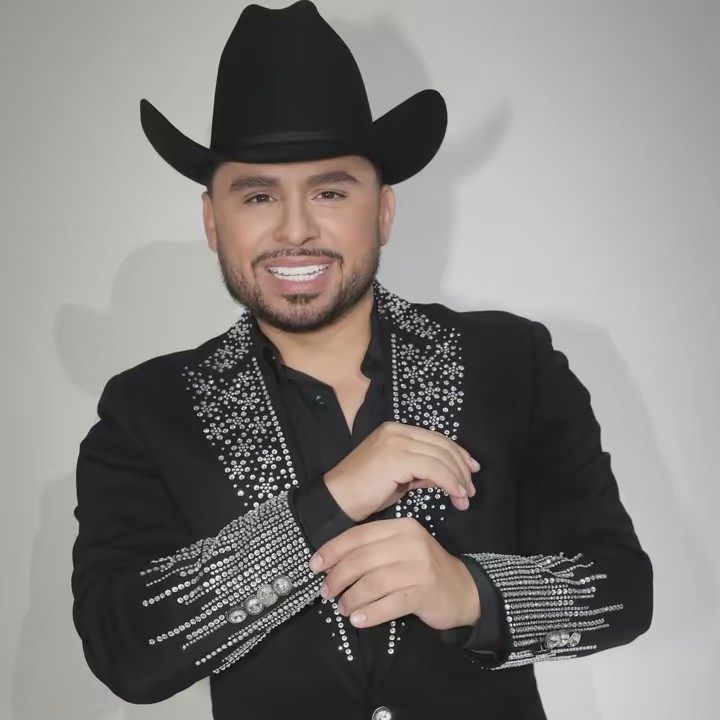 Larry Hernandez