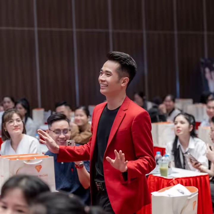 Nguyễn Đình Khoát