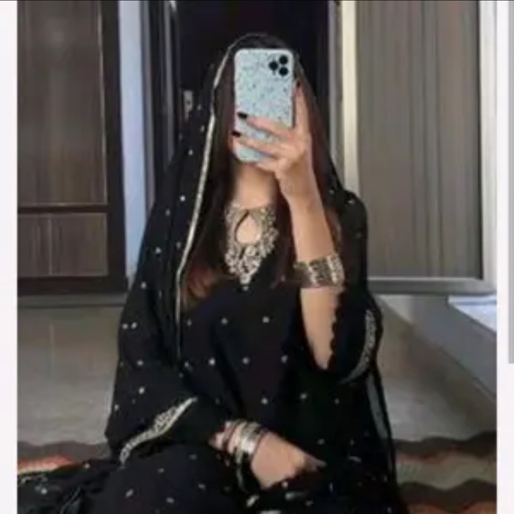 Areeba_Aftab110