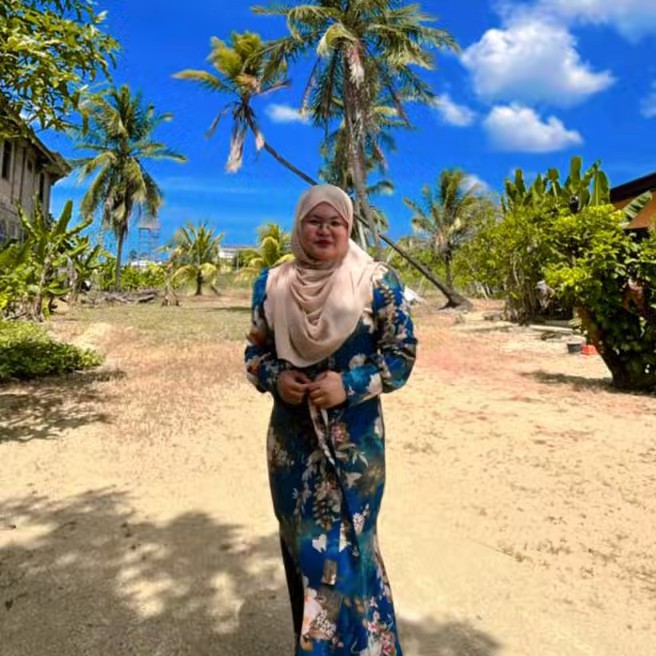 Eyna Azlyna🇲🇾💟