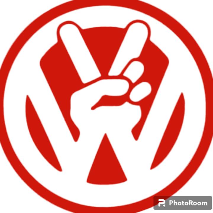 @elvochillo( ⚫ \ _!_/ ⚫ )