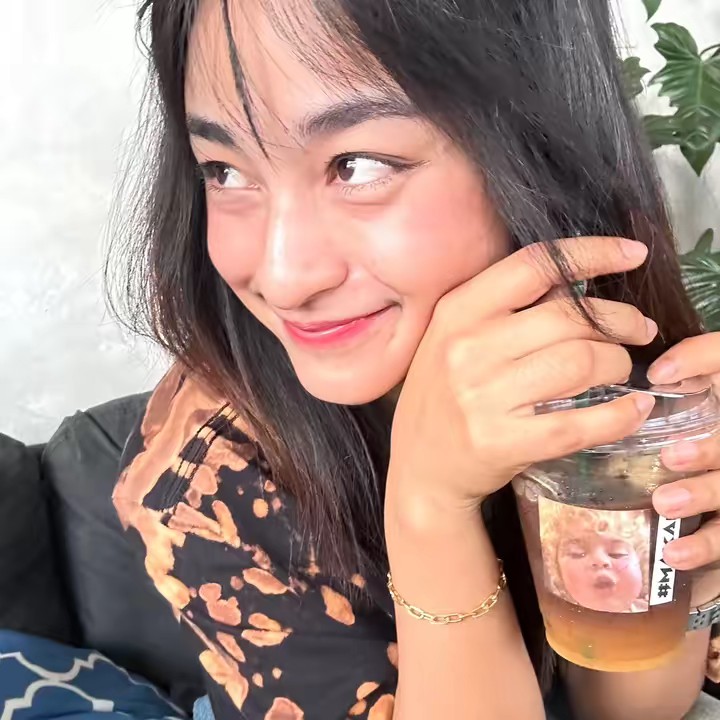 ครูฟรีมที่ร้องเพลงได้และขายของ