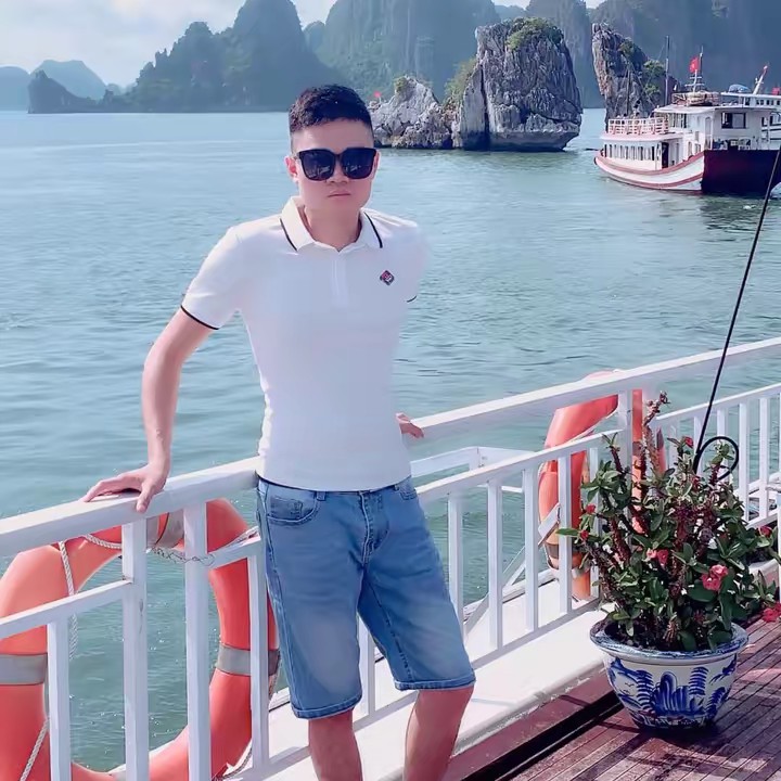 Cửa Hàng Ngọc Khuê