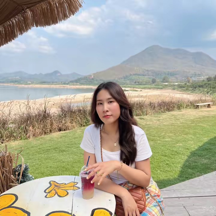 เมย์ที่ชอบกินขนมเปี๊ยะ