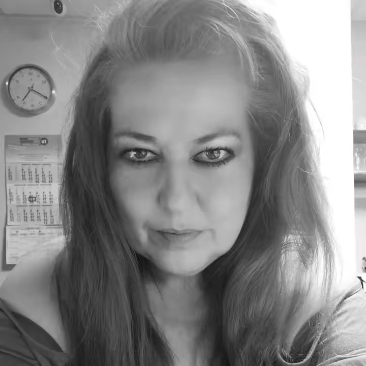 Renata🇸🇰🇨🇿🇩🇪