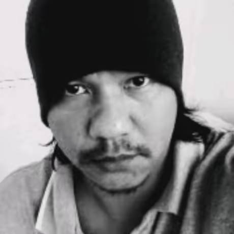 ชายเซน_🏡บ้านอุ๊ยๆ