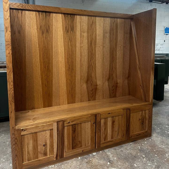 👩‍🎨Cabinet Painter