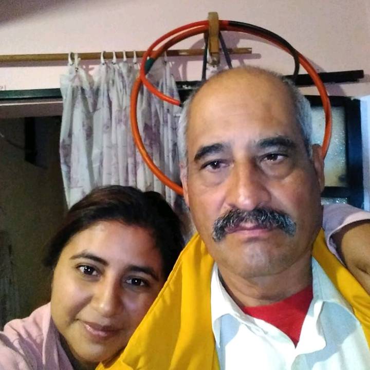 Ishel adirai Mandomo mandujano