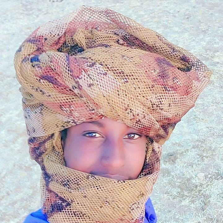 أنور ادم تربوا