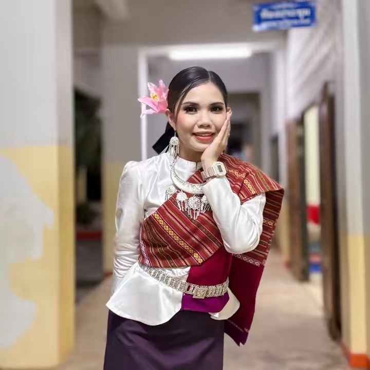 ฐิติรัตน์ ก. (ครูใบหยก)