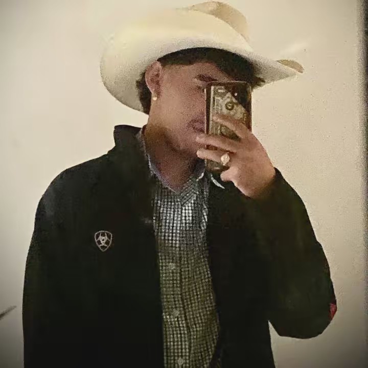 𝗠𝗼𝗻𝗿𝗼𝘆☺︎