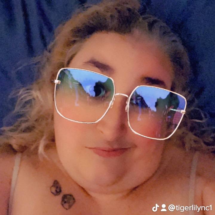 𝓑𝓑𝓠𝓾𝓮𝓮𝓷