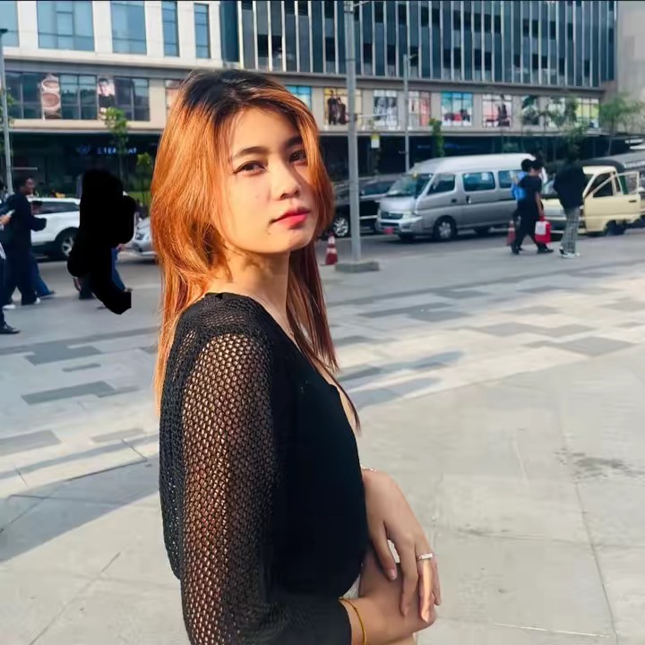 𝐘𝐮𝐧𝐧 𝐇𝐦𝐨𝐧𝐞 𝐏𝐡𝐨𝐨