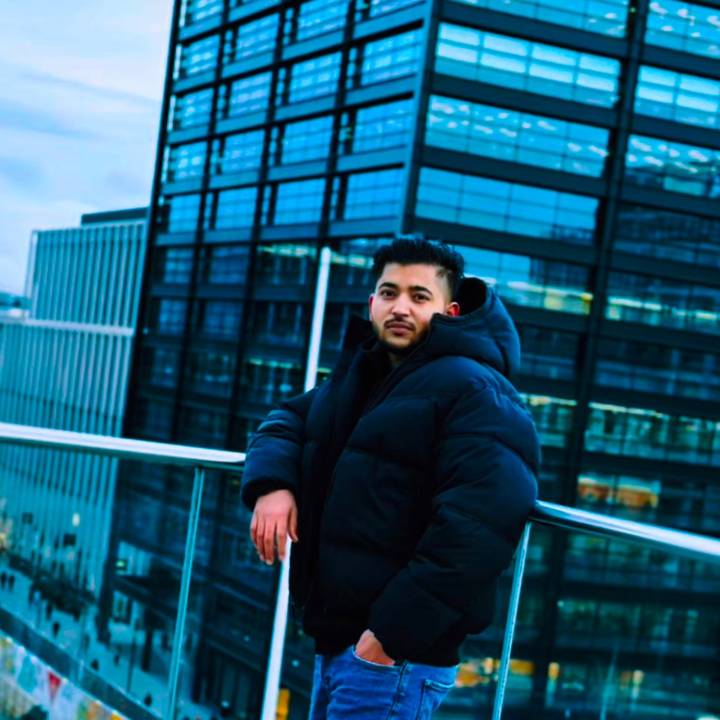 🇬🇧AR_khan🇳🇵أحمد🇬🇧