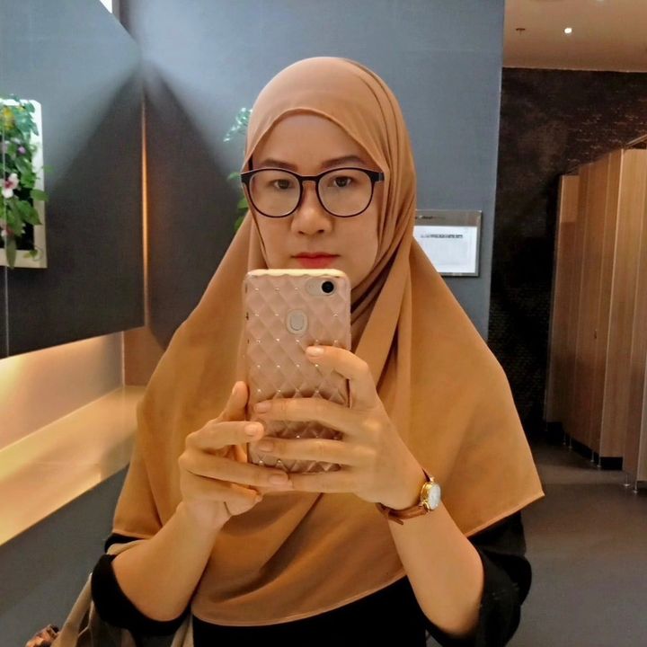 มี้นา ไอทีรีวิว