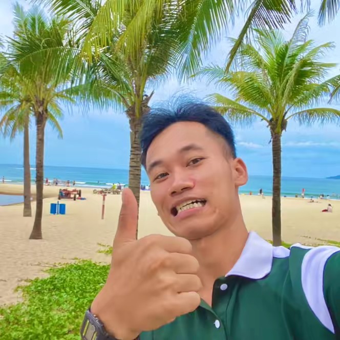 Hảiii Hướng Nội