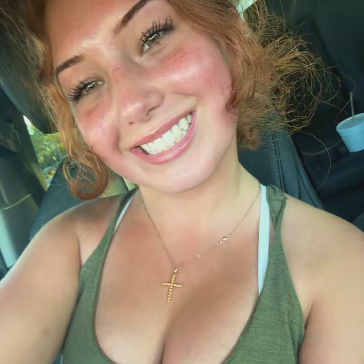 𝐇𝐚𝐥𝐞𝐲 𝐖𝐨𝐨𝐝