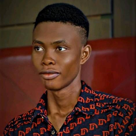 ɆĐⱮŁ₴₮Ø₦ 💎✨