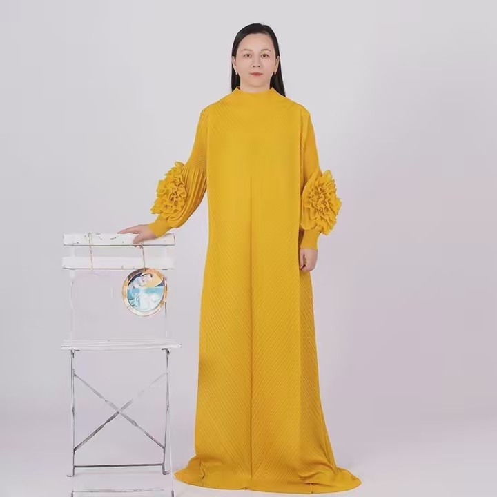 Tianbao pleated clothes
