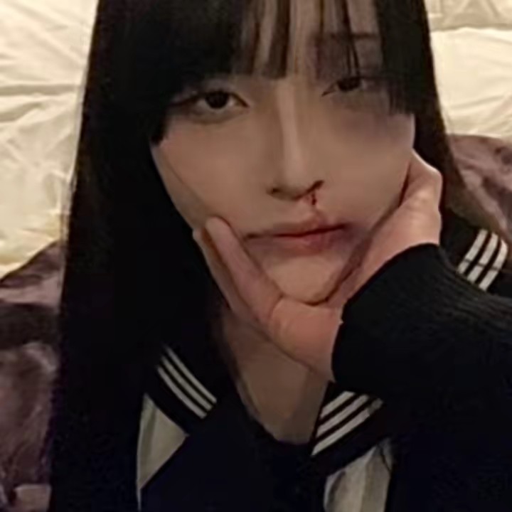 𝖋𝖗𝖎𝖊𝖓𝖉⭐︎𝖐𝖎𝖑𝖑𝖊𝖉𝖒𝖊