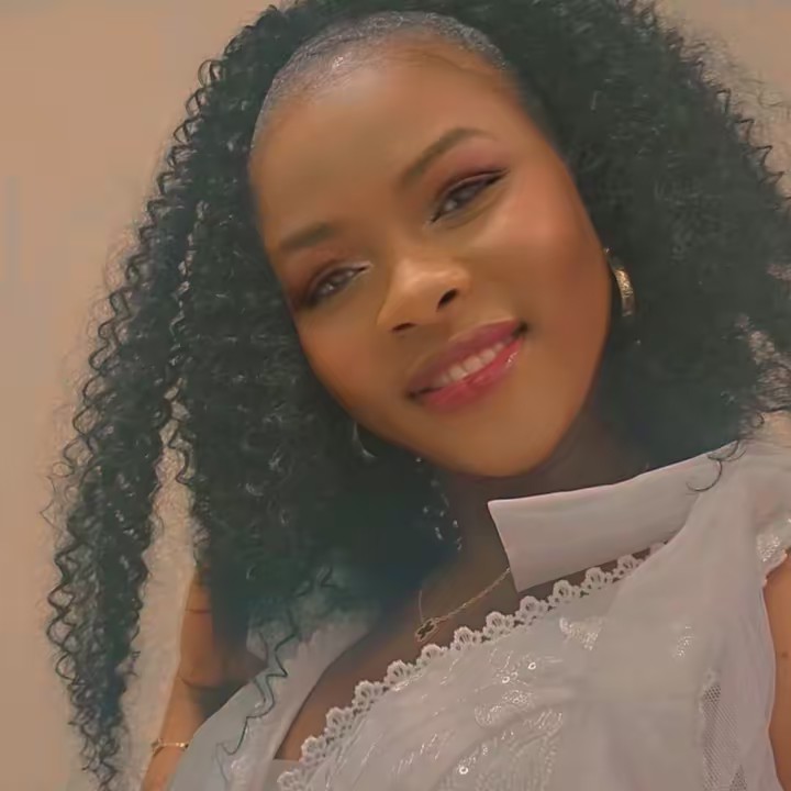 danialuxe2 fille de grâce