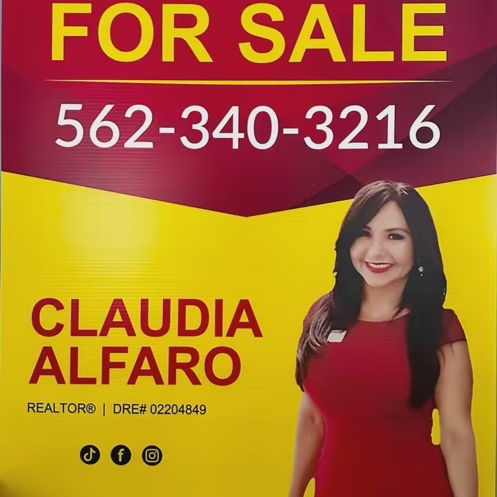 “Las Casas De Claudia”