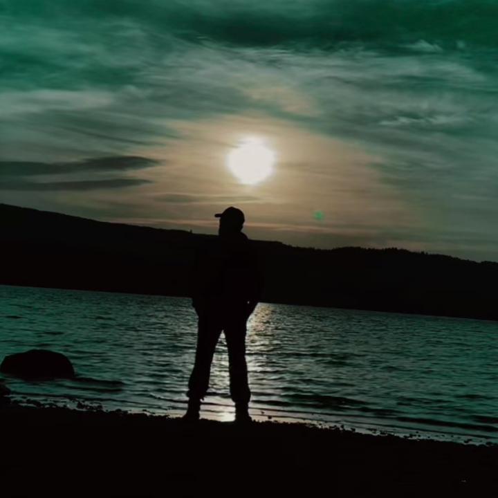 Roaming Reel 📽️