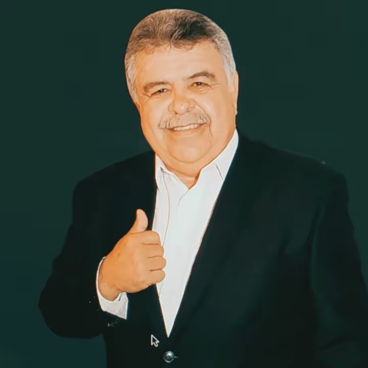 Roberto Gracia Lopez.