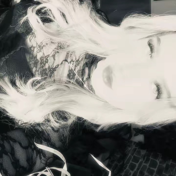 𝐿𝑢𝑐𝑦 𝐾𝑢𝑒ℎ𝑛 🐆