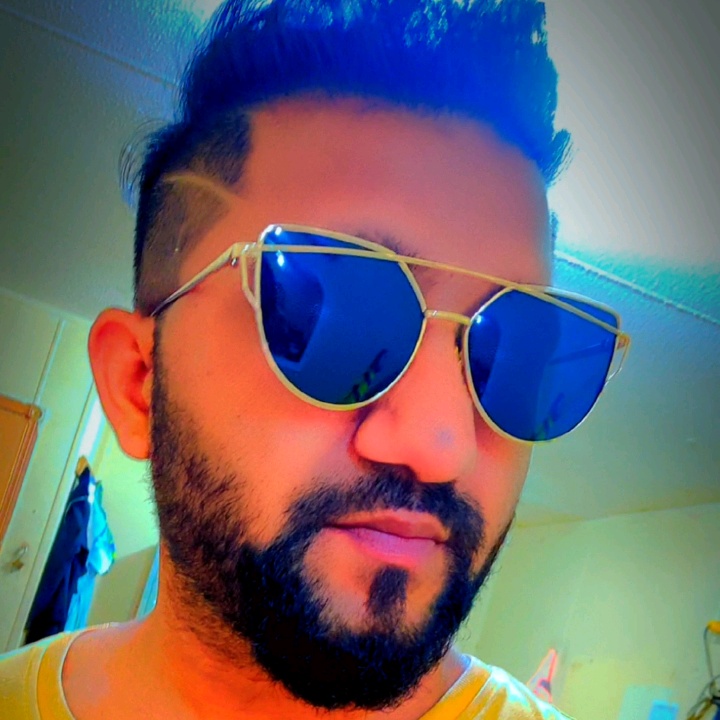 ☞ℝ𝔬Μ𝑒𝔬 Ɨѕ 𝔹Ａc𝐊❤️