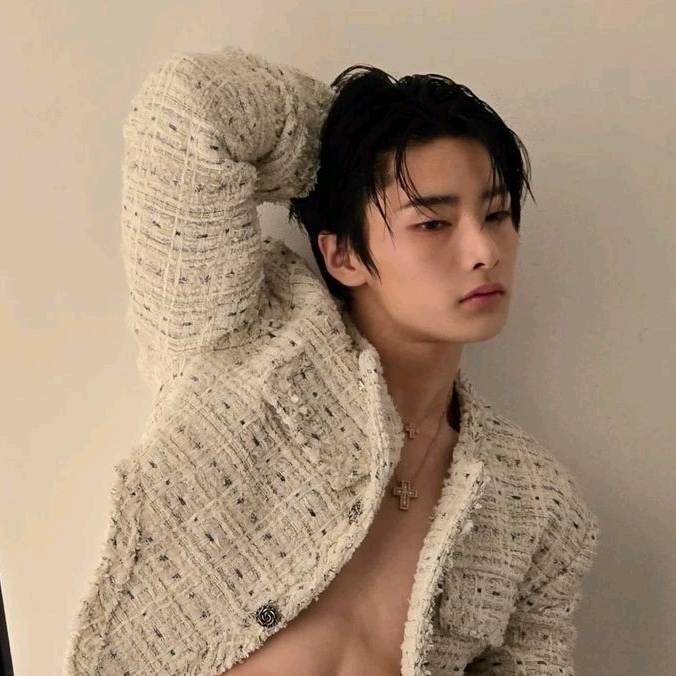 ᬊᬁ↝ʰʸᵘⁿᵍ ᬊ᭄