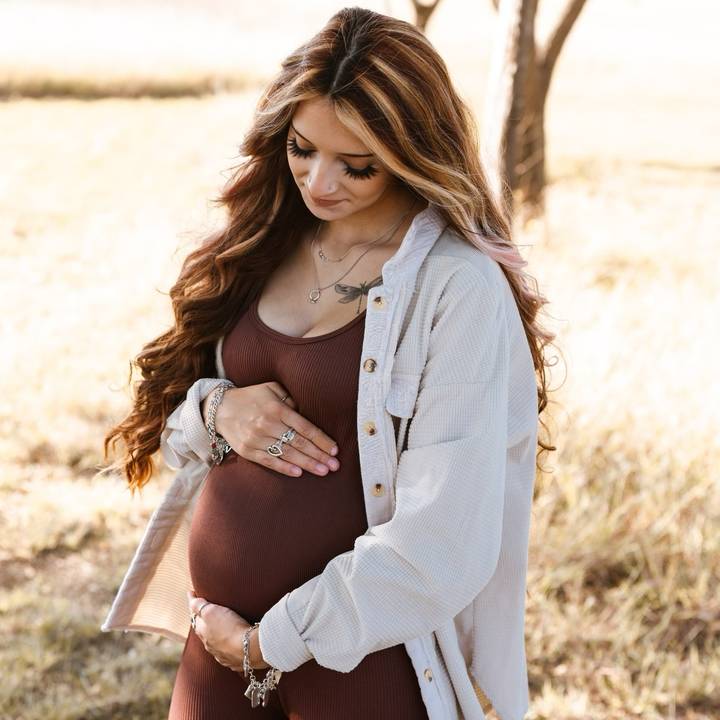 Lovelyashoney_bee🐝🦥