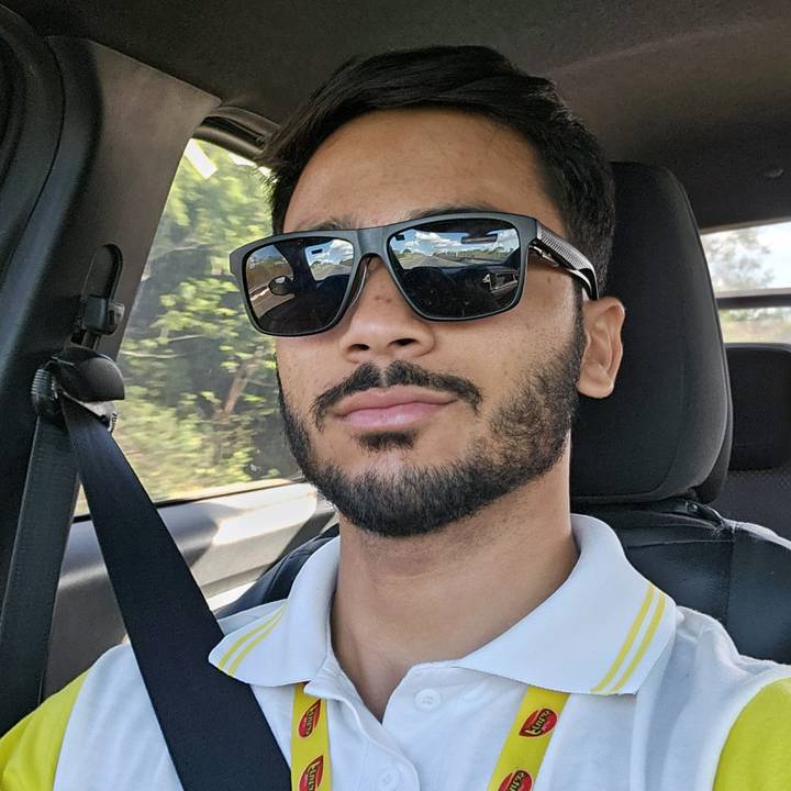 VƧ                          🪳