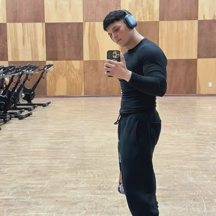 𝓙𝓮𝓼𝓾𝓼_𝓔𝓼𝓽𝓻𝓪𝓭𝓪🦈