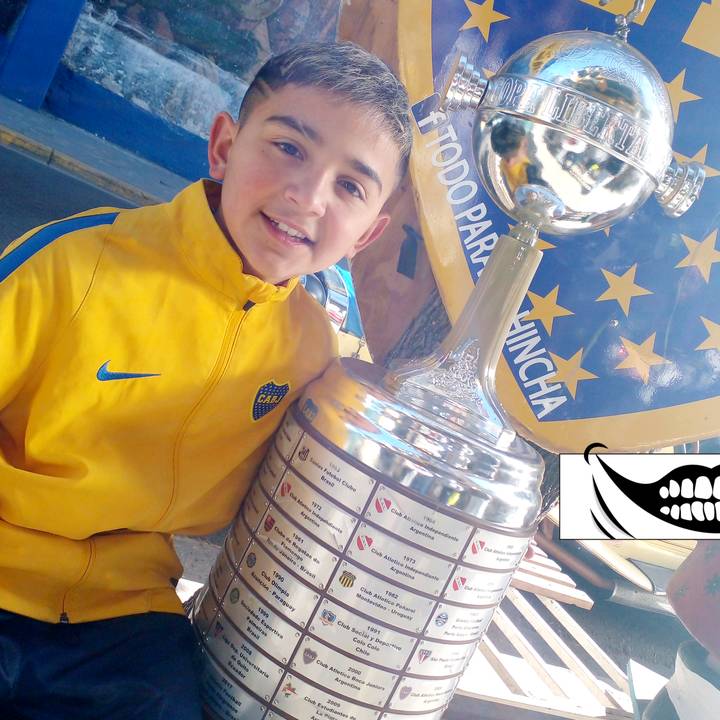 𝑁𝑜𝑎ℎ 𝑣𝑎𝑙𝑒𝑛𝑡𝑖𝑛