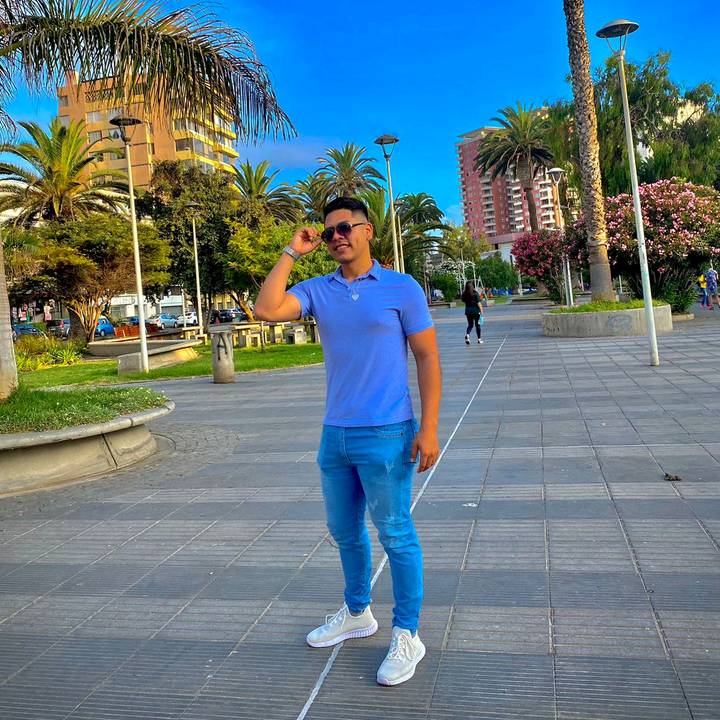 DANIEL ESCOBAR ❤️