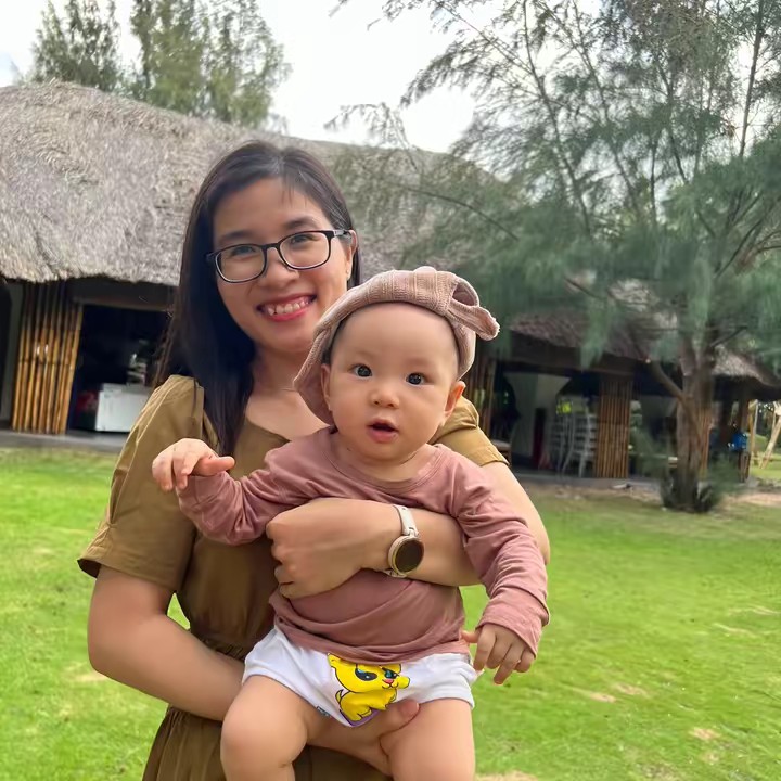 Nguyễn Hợp (mẹ Gold)