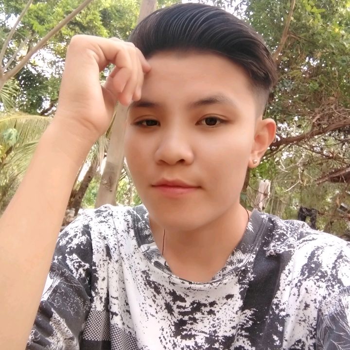 🌈Aron🏳️‍🌈